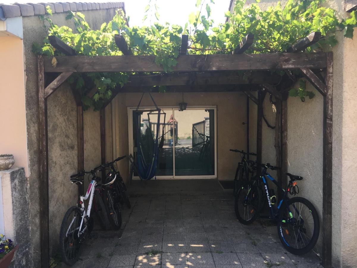 Maison Avec Jardin Crest Εξωτερικό φωτογραφία